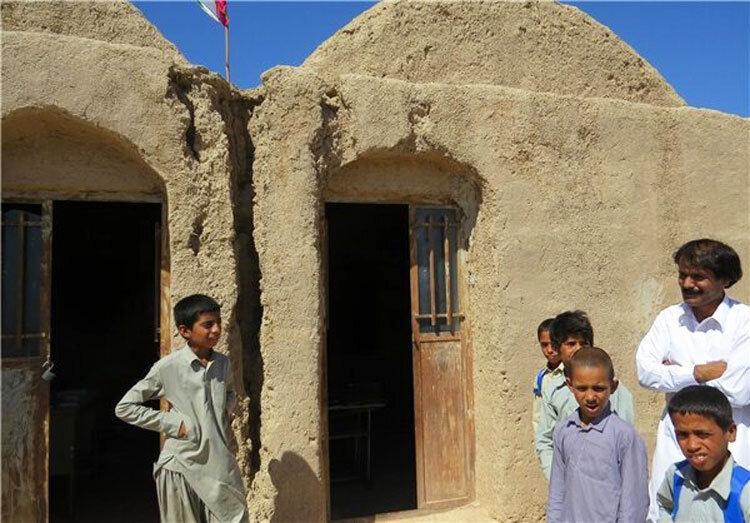 دانش آموزان چابهار، خواب مدرسه می بینند دانش آموزان چابهار، خواب مدرسه می بینند