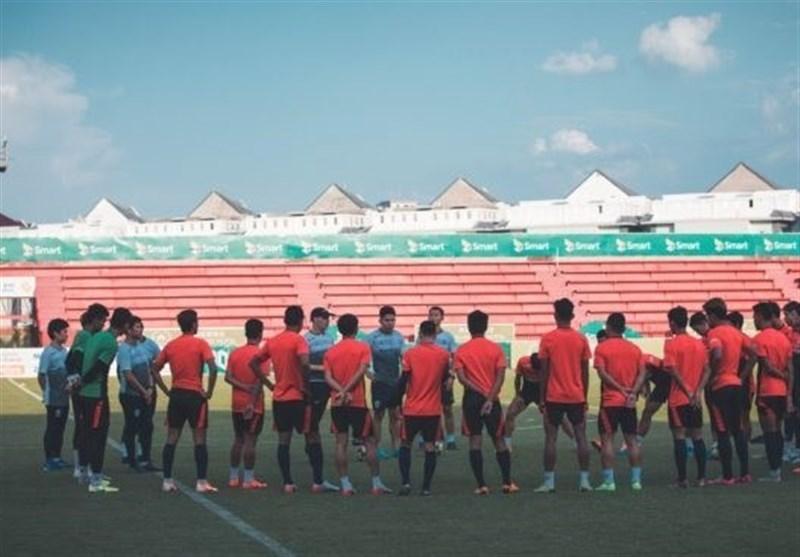 آخرین تمرین کامبوجی ها پیش از سفر به تهران با خط خوردن 3 بازیکن