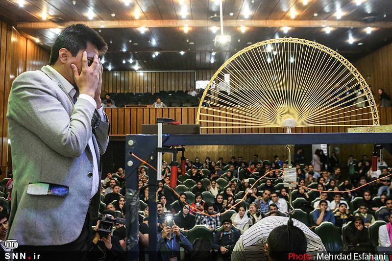 دوازدهمین دوره مسابقات پل ماکارونی در دانشگاه سمنان برگزار دوازدهمین دوره مسابقات پل ماکارونی در دانشگاه سمنان برگزار می گردد